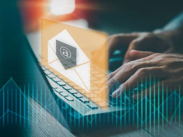 How to write a newsletter for a dating site?