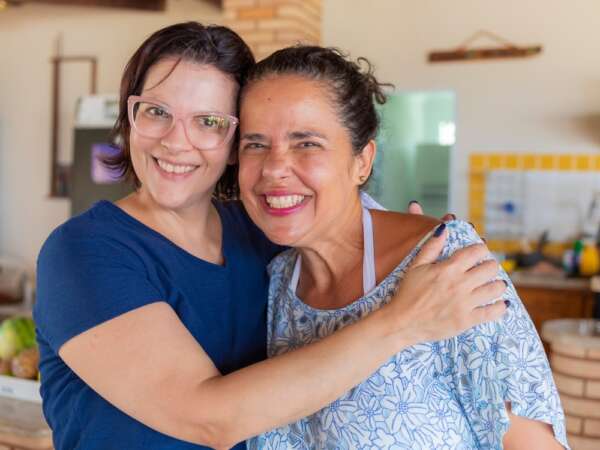 How can older lesbians solve their loneliness problem?