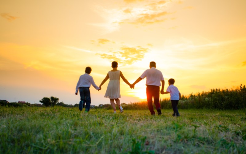 Family reunification in Belgium and in the country of the separated partner